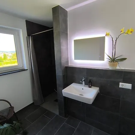 Apartamento In Absoluter Randlage *